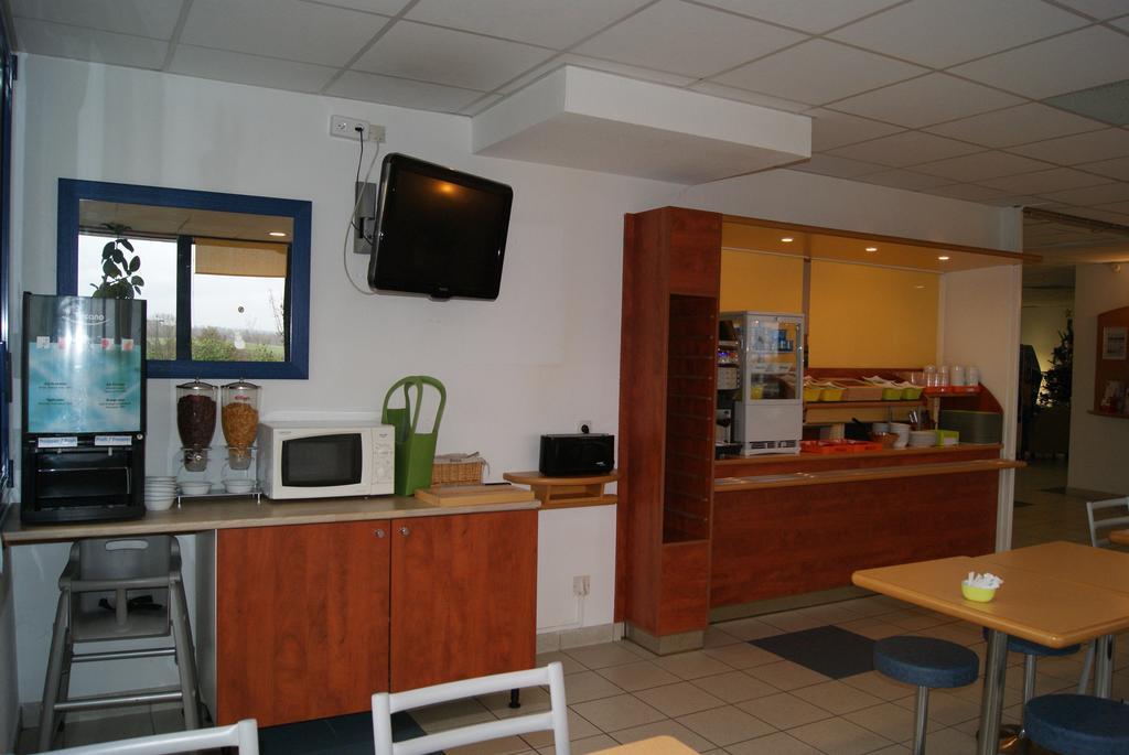 Ibis Budget Nevers Varennes Vauzelles Extérieur photo